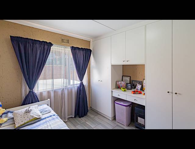 3 BEDROOM APARTMENT FOR SALE IN WINCHESTER HILLS
